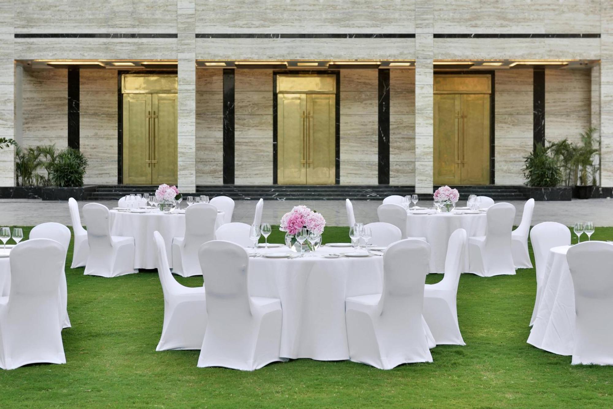 Renaissance Lucknow Hotel, Gomti Nagar Esterno foto