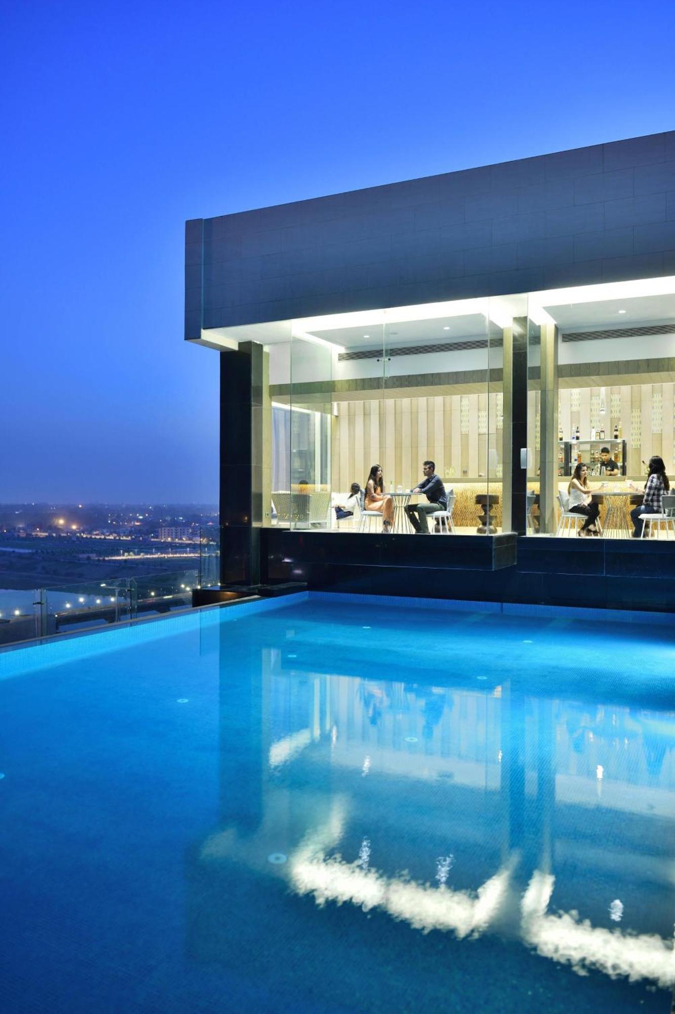 Renaissance Lucknow Hotel, Gomti Nagar Esterno foto