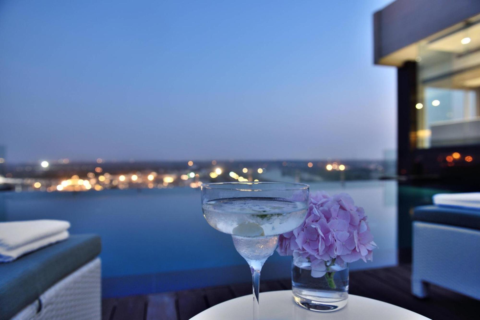 Renaissance Lucknow Hotel, Gomti Nagar Esterno foto