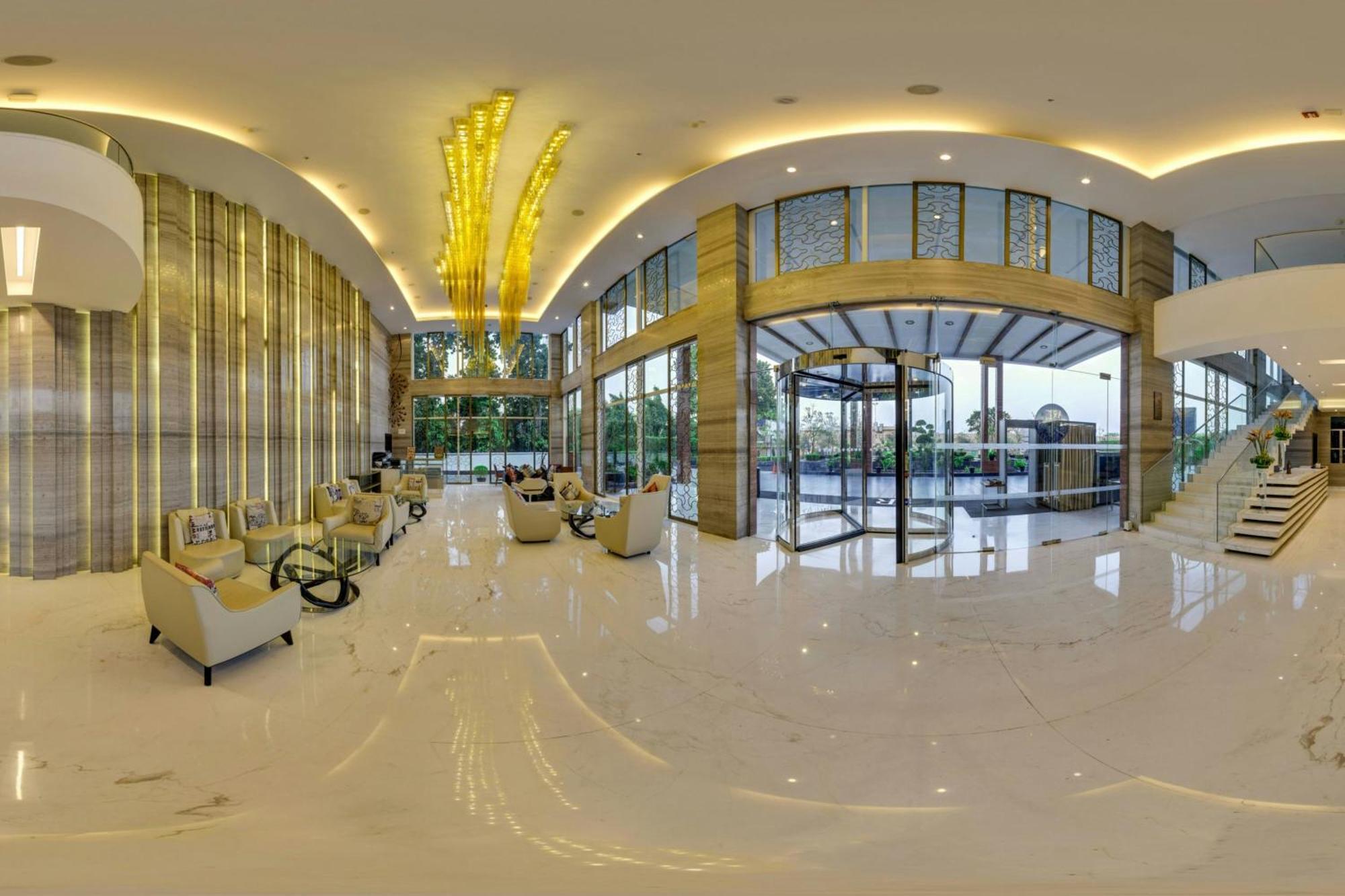 Renaissance Lucknow Hotel, Gomti Nagar Esterno foto